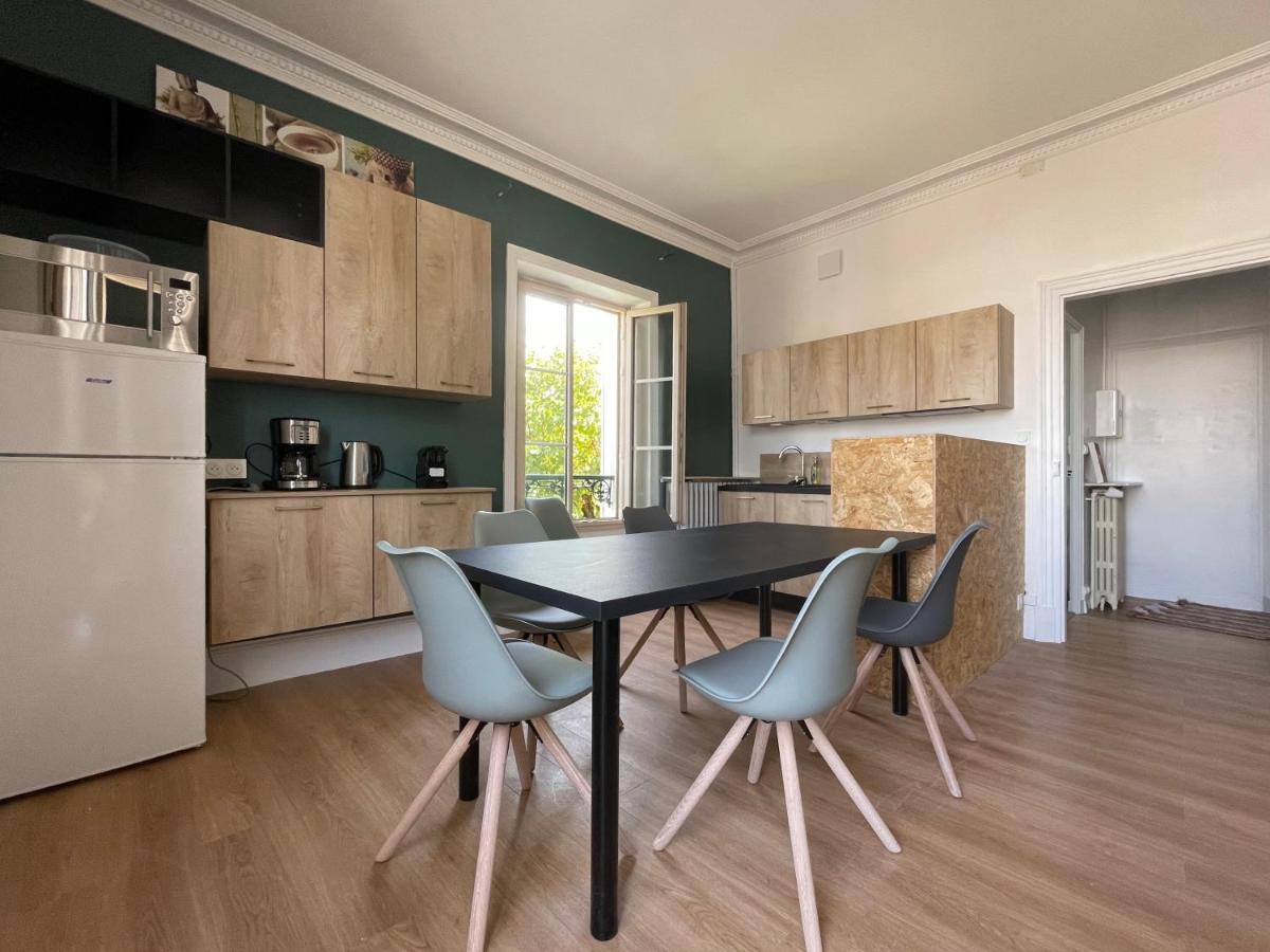 Le Logis De La Place Thouars Bagian luar foto